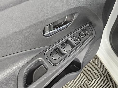 New 2025 Nissan Versa SV w/ Trunk Package image 36