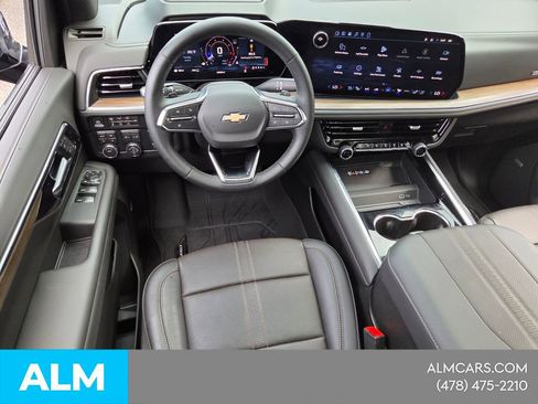 Used 2026 Chevrolet Suburban High Country w/ Sun And Tow Package AWD/4WD image 11