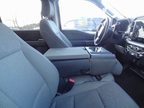 Certified 2025 Ford F150 XLT w/ Equipment Group 301A Standard image 10