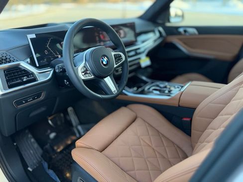 New 2026 BMW X7 xDrive40i w/ M Sport Package image 12