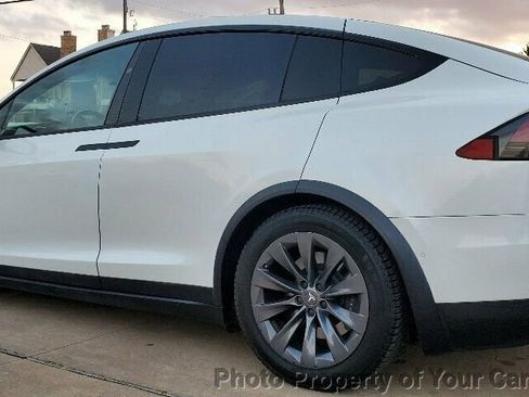 Used 2017 Tesla Model X image 25