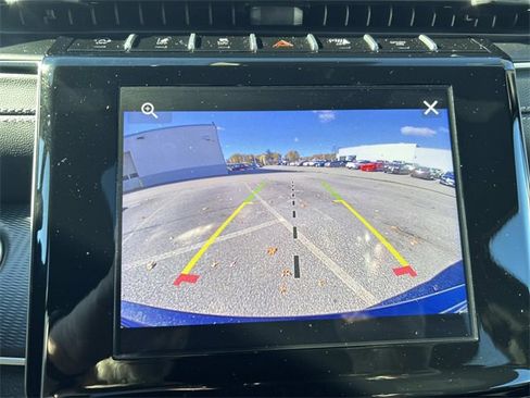 Used 2024 Jeep Grand Cherokee Laredo X image 28