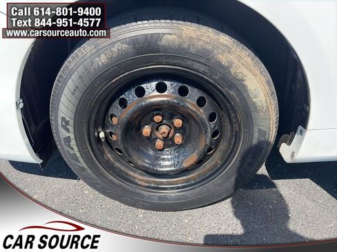 Used 2011 Toyota Corolla LE image 22