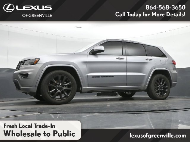 Used 2020 Jeep Grand Cherokee Altitude RWD image 16