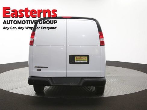 Used 2019 Chevrolet Express 2500 Extended RWD image 35