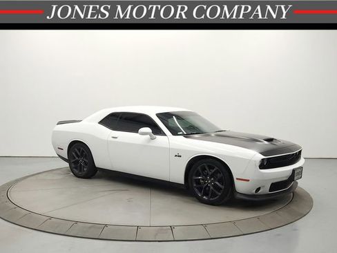 Used 2023 Dodge Challenger R/T w/ Blacktop Package image 1