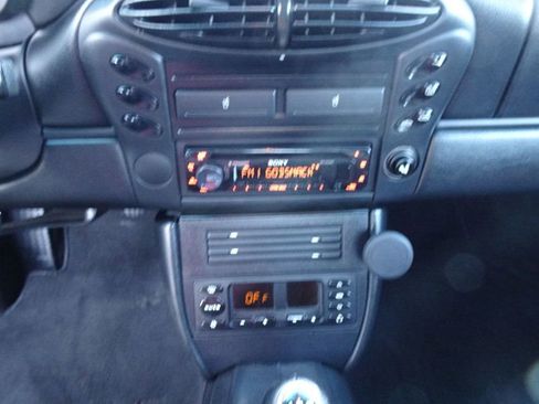 Used 2001 Porsche Boxster image 24