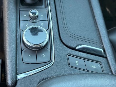 Used 2020 Cadillac XT5 Luxury FWD image 26