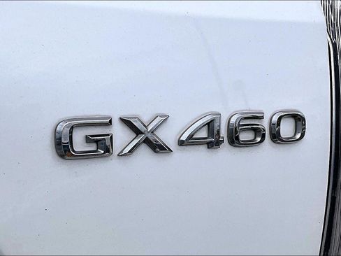 Used 2017 Lexus GX 460 w/ Navigation Package AWD/4WD image 24