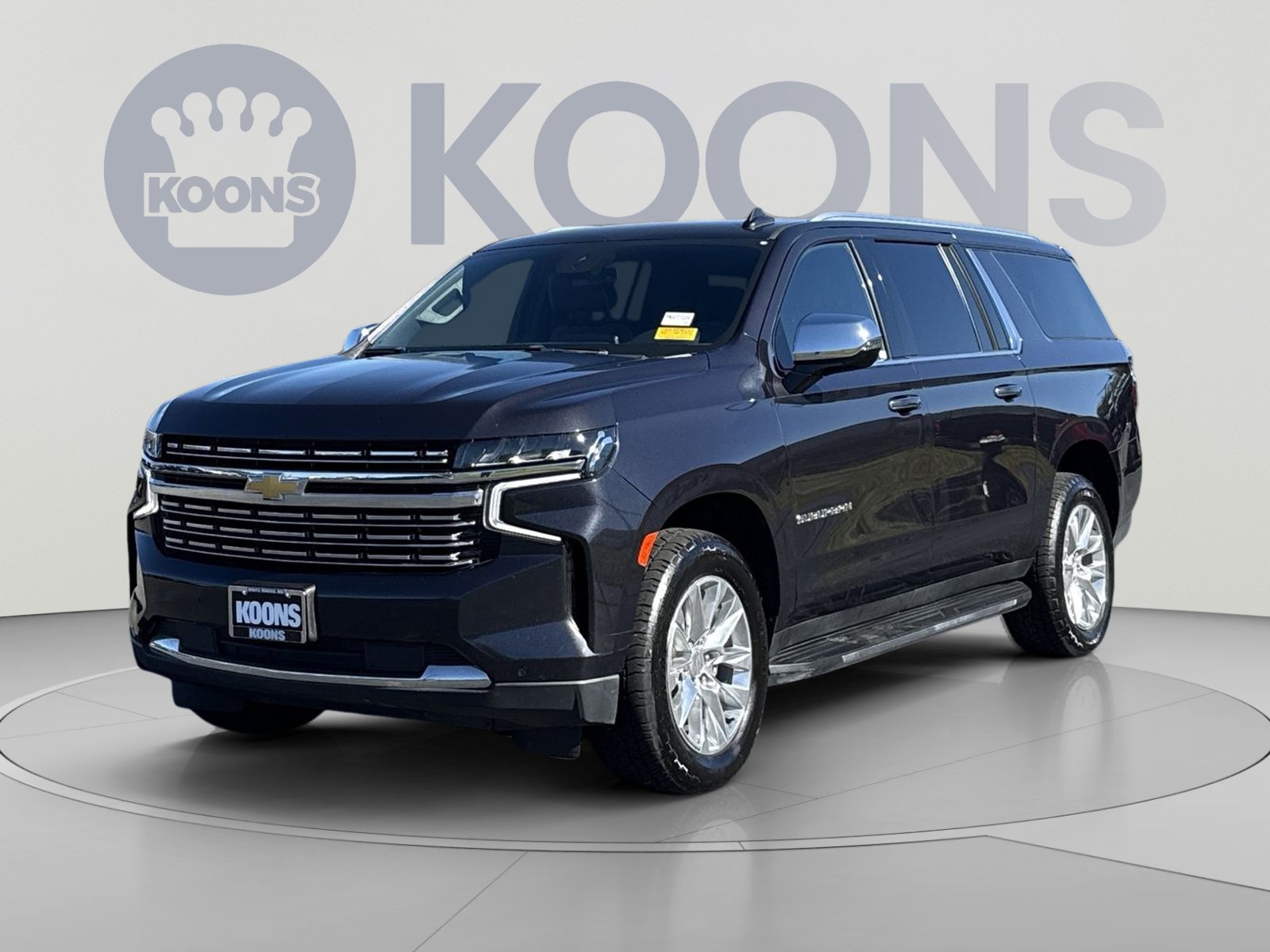 Used 2023 Chevrolet Suburban Premier AWD/4WD image 1