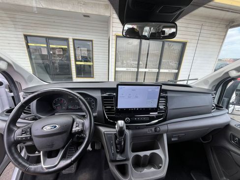 Used 2023 Ford Transit 350 XLT image 35