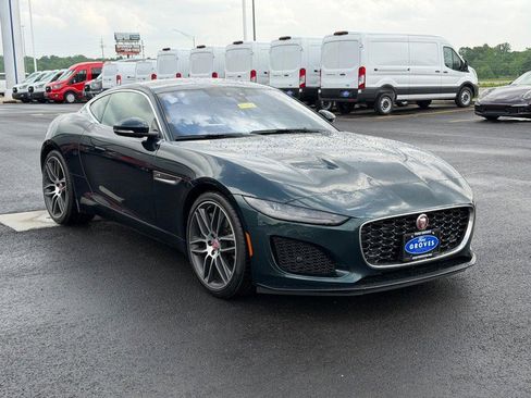 Used 2022 Jaguar F-TYPE Coupe RWD image 3
