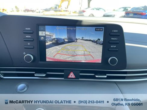 Certified 2025 Hyundai Elantra Sport image 8