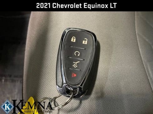 Used 2021 Chevrolet Equinox LT image 29