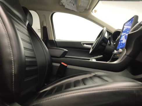 Used 2022 Ford Edge SEL AWD/4WD image 21