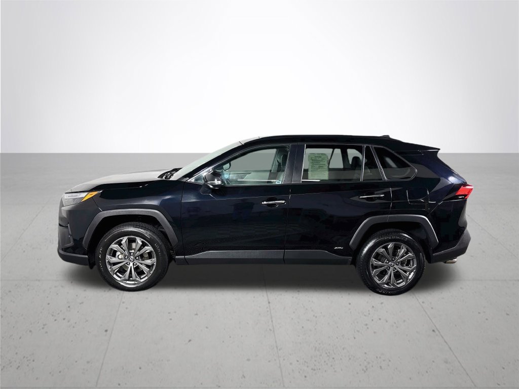 Used 2022 Toyota RAV4 Limited AWD/4WD image 9