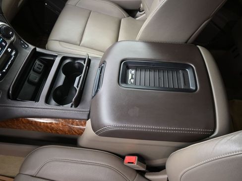 Used 2016 Chevrolet Tahoe LTZ image 9