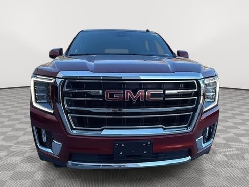 Used 2022 GMC Yukon XL SLT w/ SLT Luxury Package image 8