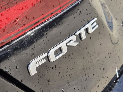 Certified 2024 Kia Forte LXS image 16