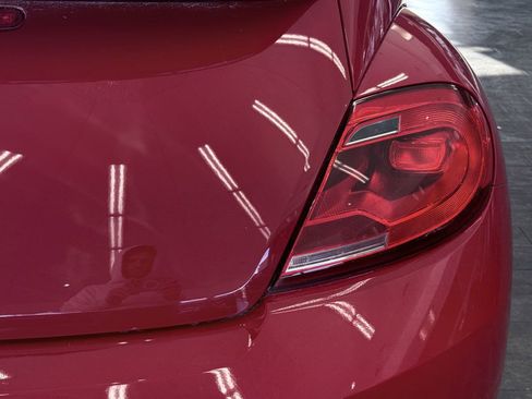 Used 2016 Volkswagen Beetle 1.8T S image 14