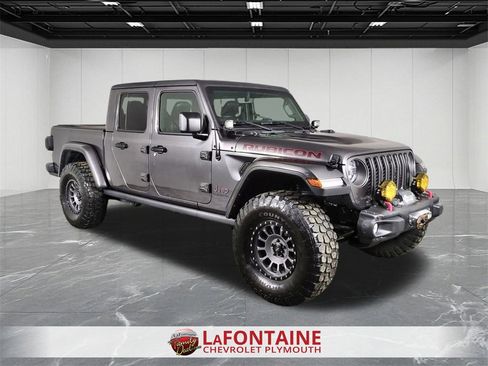 Used 2021 Jeep Gladiator Rubicon image 2