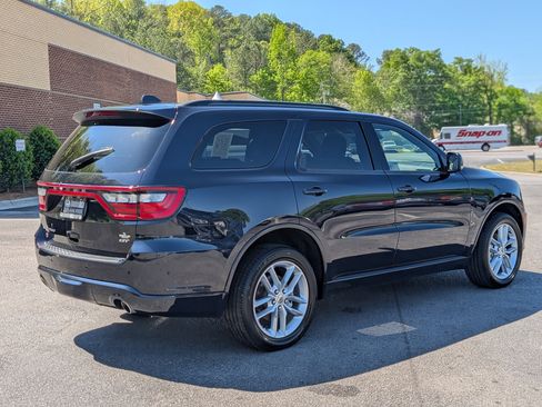 Used 2024 Dodge Durango GT image 9
