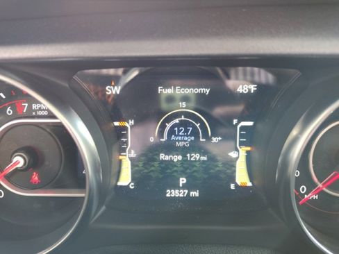 Used 2021 Jeep Gladiator Mojave AWD/4WD image 24