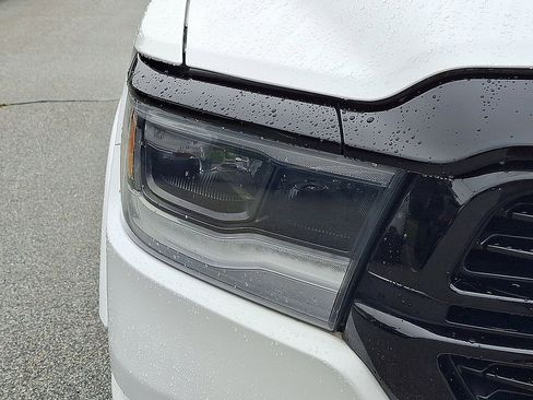 Used 2022 RAM 1500 Laramie AWD/4WD image 57