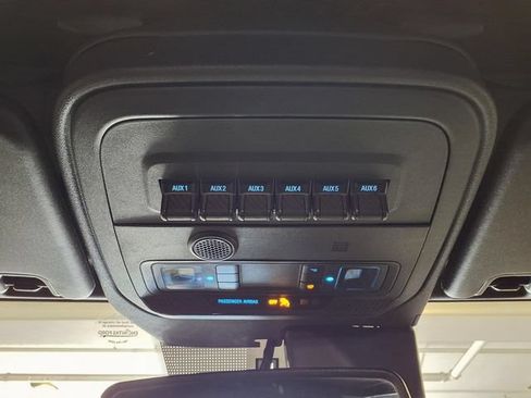 Used 2022 Ford Bronco Badlands w/ Sasquatch Package AWD/4WD image 14