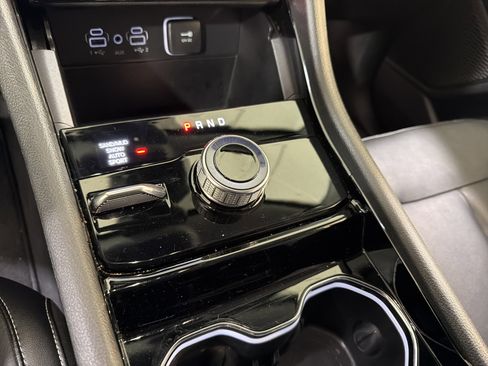 Used 2023 Jeep Grand Cherokee Limited w/ Black Appearance Package image 20