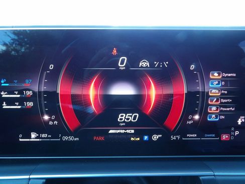 Used 2025 Mercedes-Benz GLS 63 AMG 4MATIC image 23