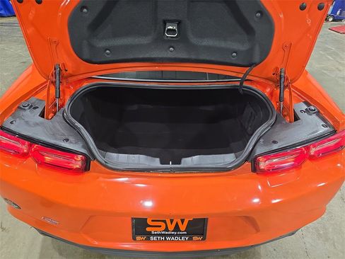 Used 2019 Chevrolet Camaro LT w/ RS Package image 11