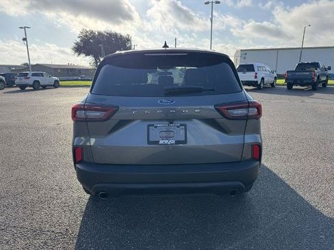 Certified 2025 Ford Escape ST-Line FWD image 4