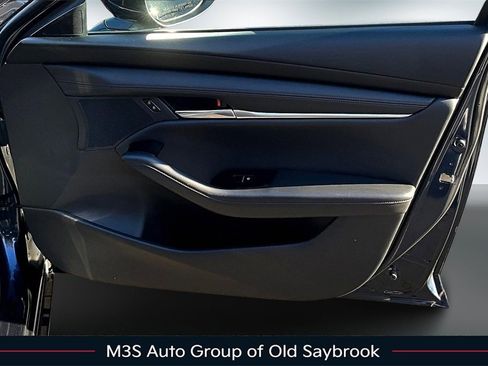 Used 2023 MAZDA MAZDA3 s image 28