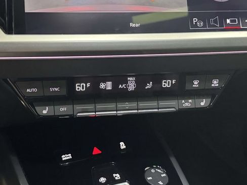 Used 2024 Audi Q4 e-tron Prestige AWD/4WD image 40