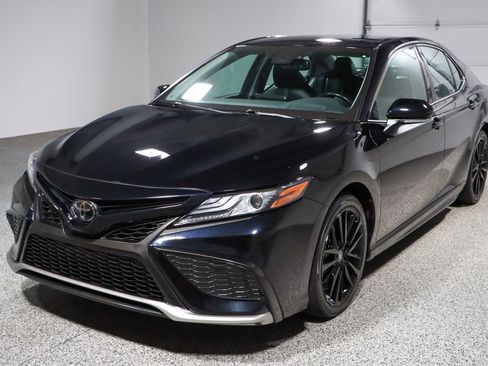 Used 2024 Toyota Camry XSE image 29