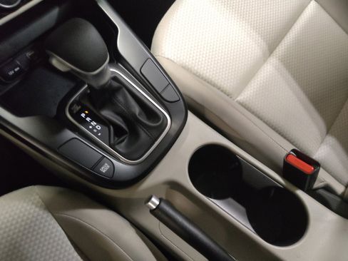 Used 2025 Kia Soul LX image 26