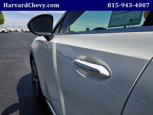 Certified 2025 Buick Envision Preferred AWD/4WD image 37