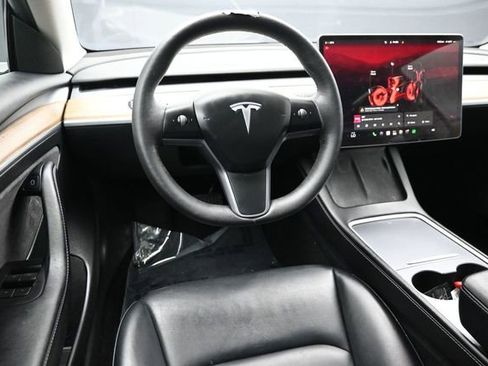 Used 2023 Tesla Model 3 Standard Range RWD image 12