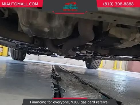 Used 2015 Ford Taurus SE FWD image 22