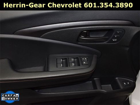 Used 2023 Honda Passport TrailSport image 11