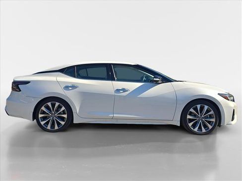 Used 2021 Nissan Maxima Platinum w/ Sport Mat Group image 6