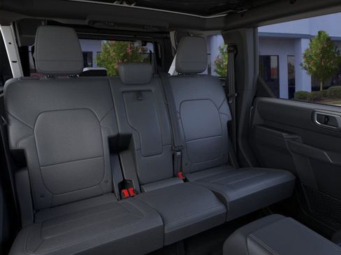 New 2025 Ford Bronco Outer Banks image 11
