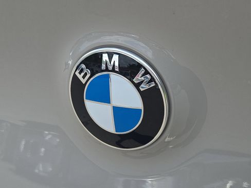 Used 2025 BMW X3 xDrive30i w/ Premium Package image 14