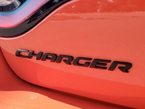 Used 2022 Dodge Charger Scat Pack RWD image 9