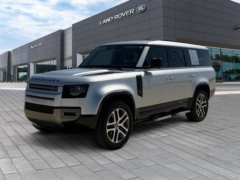 Used 2024 Land Rover Defender 130 X-Dynamic SE AWD/4WD image 1