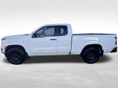 Used 2025 Nissan Frontier S image 9