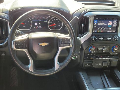Used 2020 Chevrolet Silverado 2500 LTZ w/ LTZ Premium Package image 19