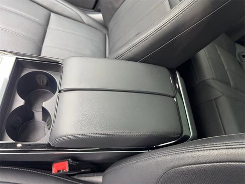 Used 2023 Land Rover Range Rover Evoque SE image 66