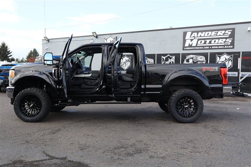 Used 2017 Ford F350 Lariat w/ Lariat Ultimate Package AWD/4WD image 29